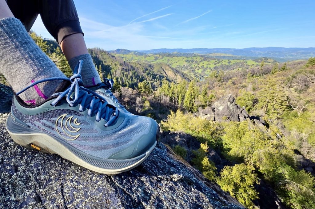 Best Hiking Shoes for Women: 2026 Top Picks for Comfort and Durability 4 image 2